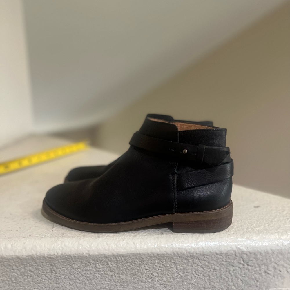 Madewell Women Size 7 The Kelci Black Leather Flat Ankle Boot Booties Casual